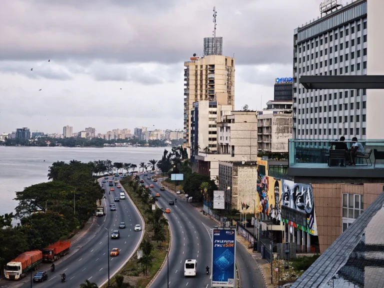 如何使用这本白皮书：把判断变成边界，而不是冲动